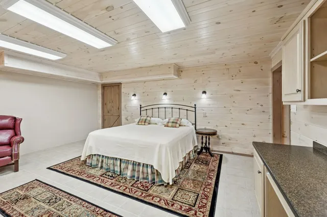 $850,000 | 106 Fletcher Drive, Reliance, TN 37369