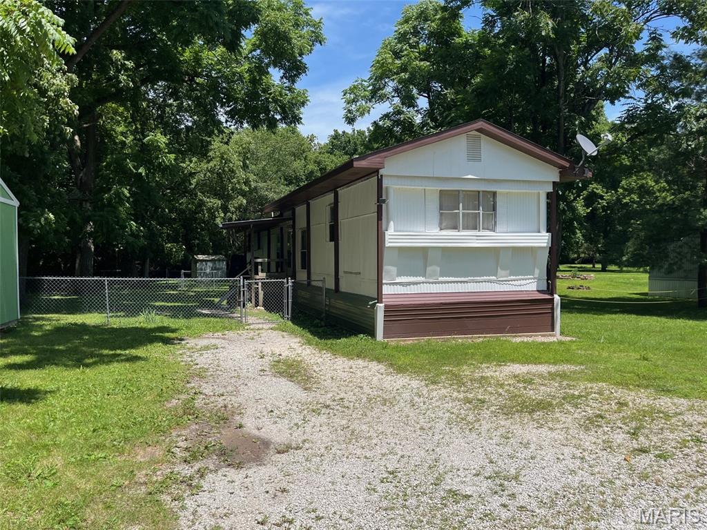 5739 Randy Drive House Springs, MO 63051 - Photo 11 of 30