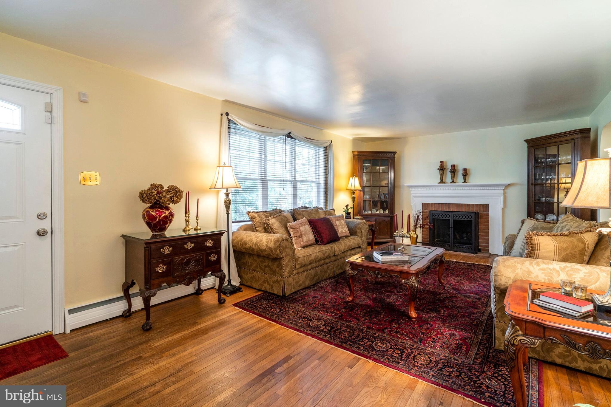 2311 Springview Road East Norriton, PA 19401 - Photo 7 of 51 Main entrance/formal living room