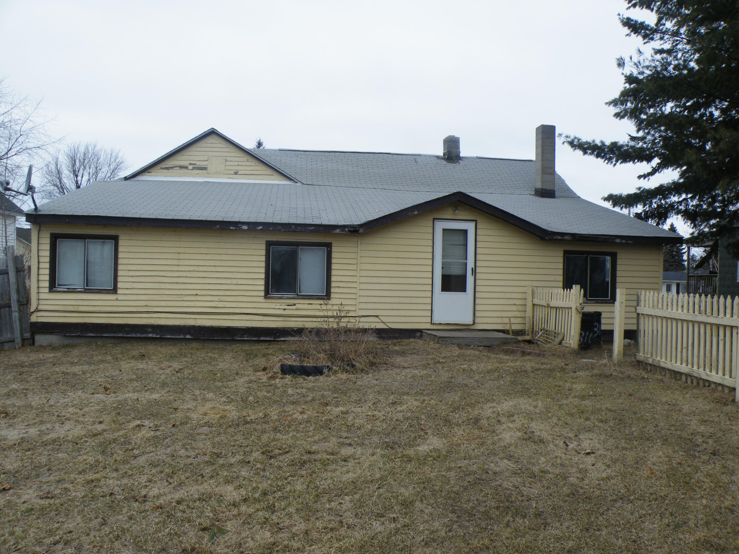 310 Bellant Street Cheboygan, MI 49721 - Photo 6 of 17 Gallery Image 6