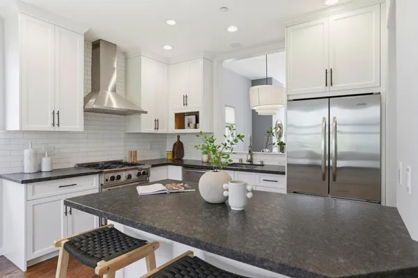 $1,288,000 | 206 Village Lane, Foster City, CA 94404