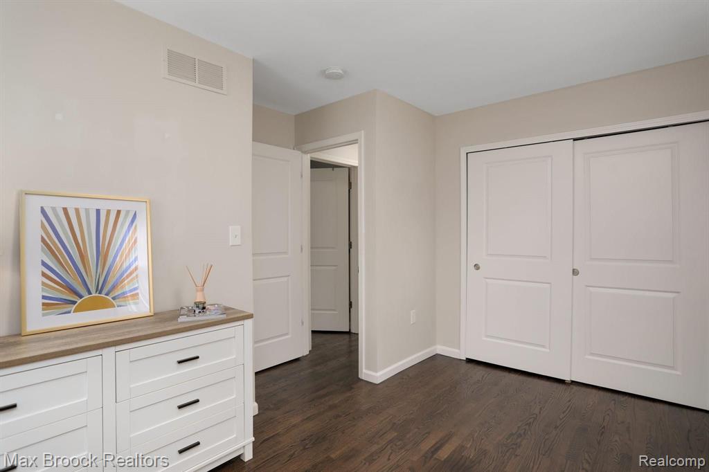 3295 Cumberland Road Berkley, MI 48072 - Photo 6 of 25