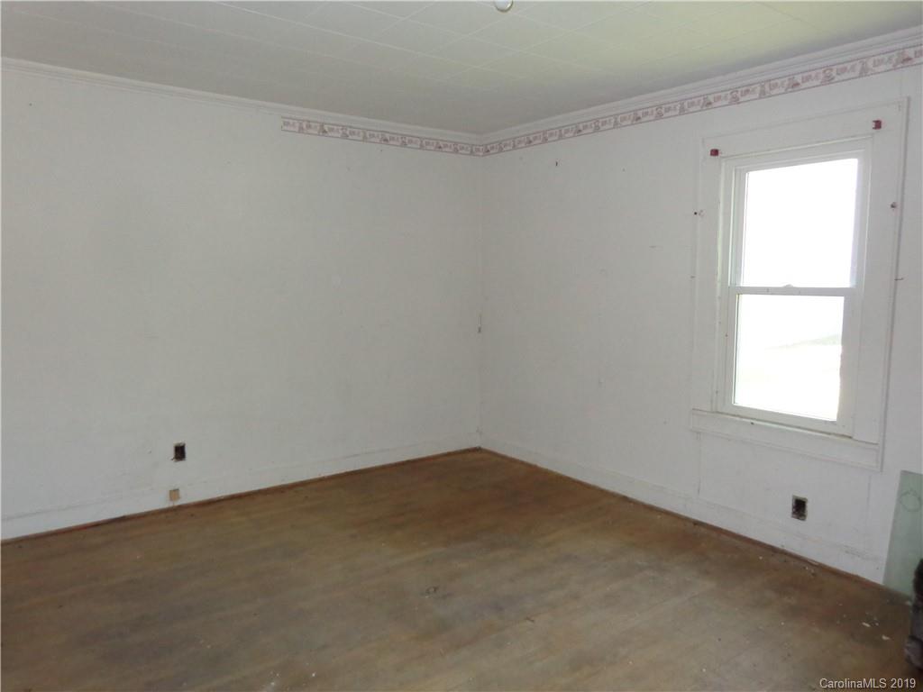 754 Rutherford Road Marion, NC 28752 - Photo 15 of 26 Gallery Image 15
