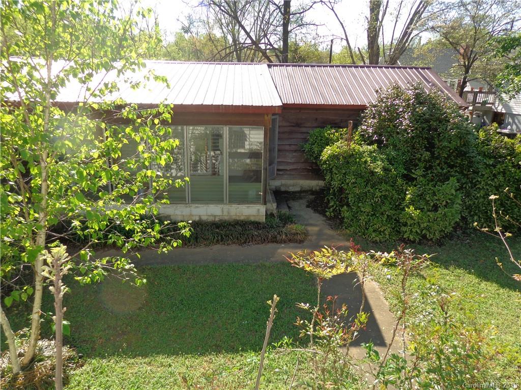 754 Rutherford Road Marion, NC 28752 - Photo 4 of 26 Gallery Image 4