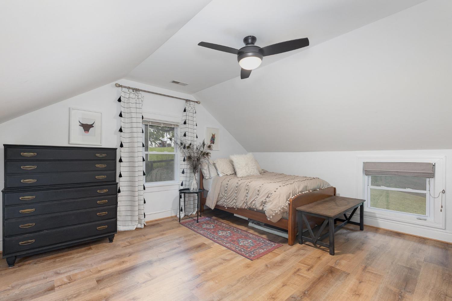 7249 State Road Cincinnati, OH 45230 - Photo 12 of 31