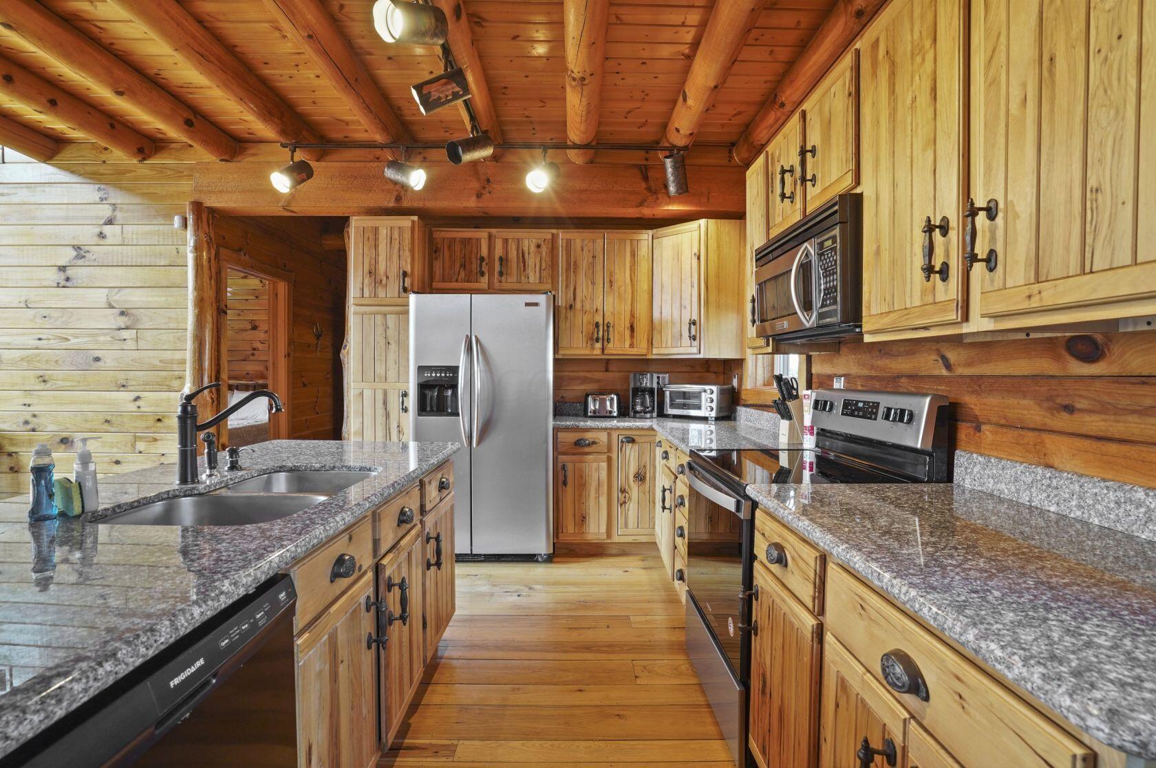 37121 Scout Road Logan, OH 43138 - Photo 16 of 49 Firefly-Retreat-6467