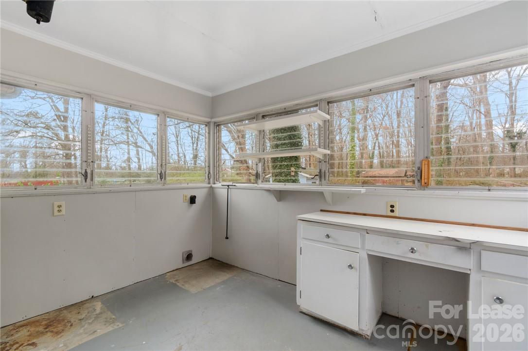 5908 Wilora Lake Road Charlotte, NC 28212 - Photo 14 of 19