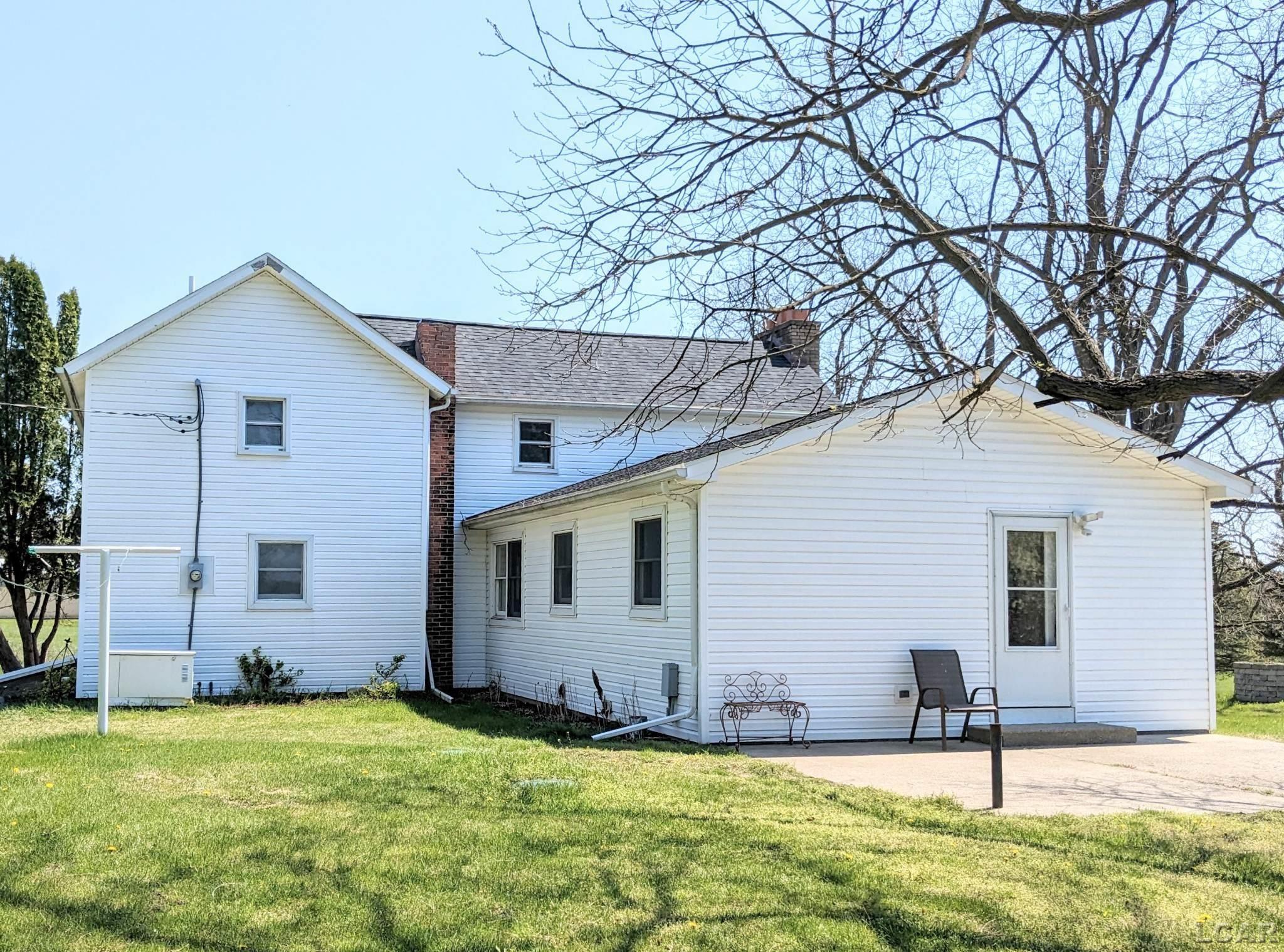9670 Grossman Road Manchester, MI 48158 - Photo 4 of 41 50107680-3.JPG
