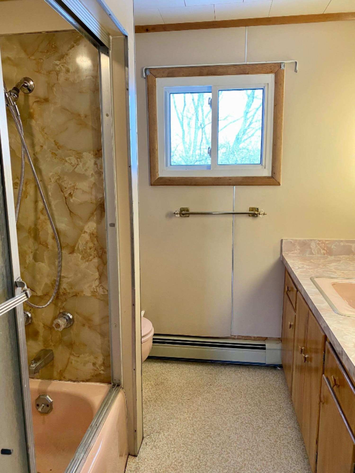 4824 Maidens Road Onekama, MI 49675 - Photo 30 of 56 upper bath