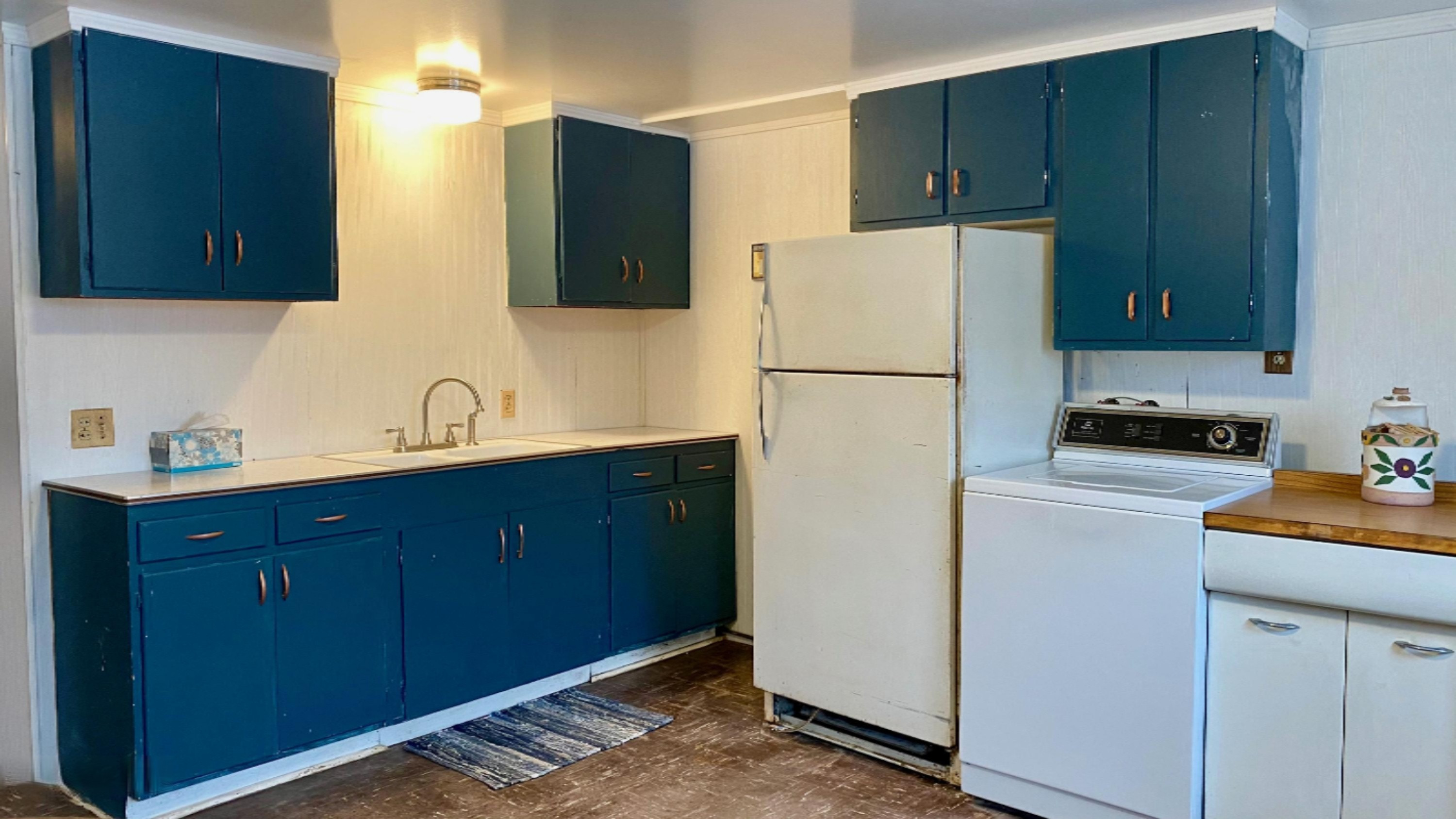 4824 Maidens Road Onekama, MI 49675 - Photo 40 of 56 basement kitchenette