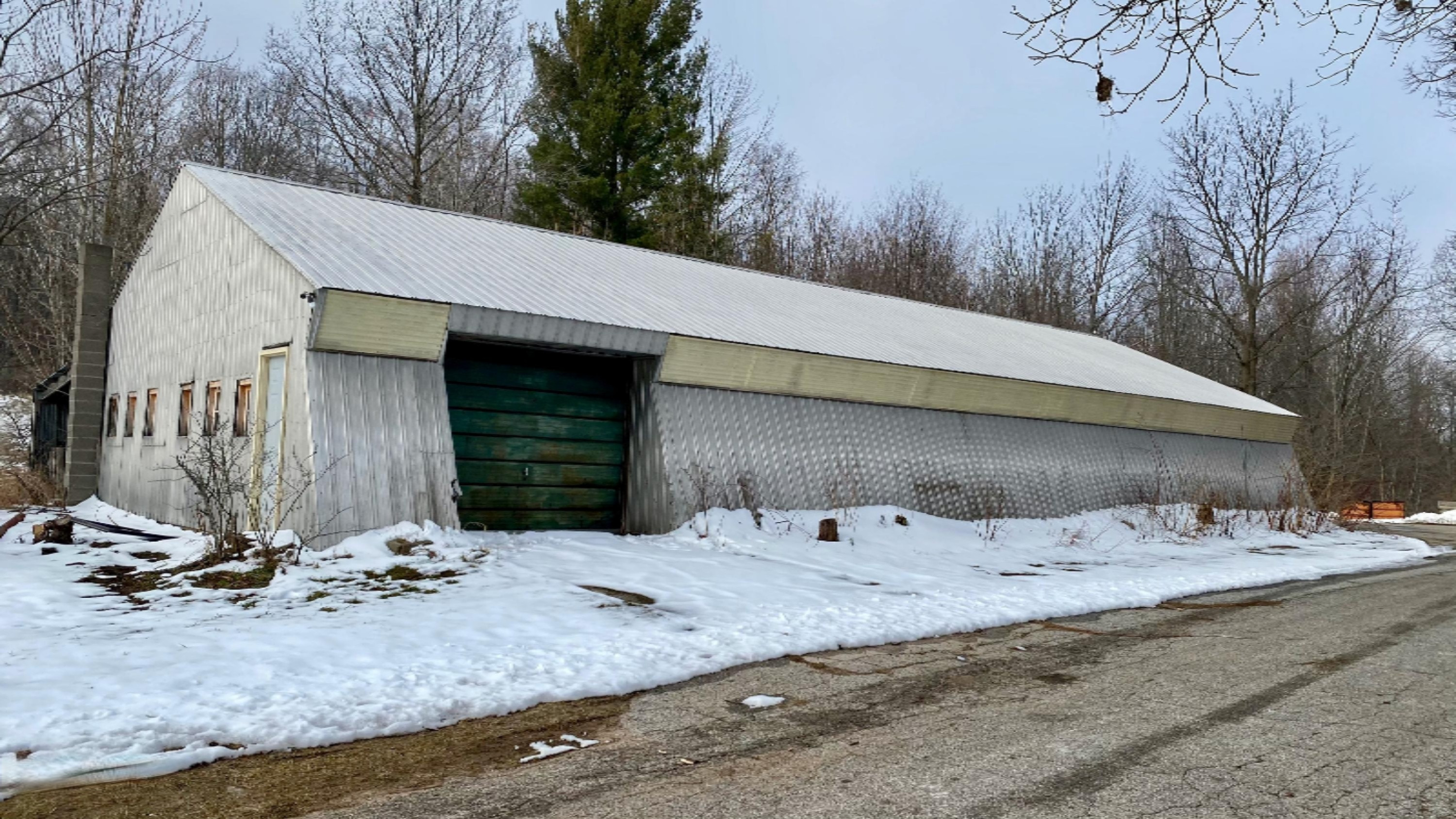 4824 Maidens Road Onekama, MI 49675 - Photo 8 of 56 pole barn