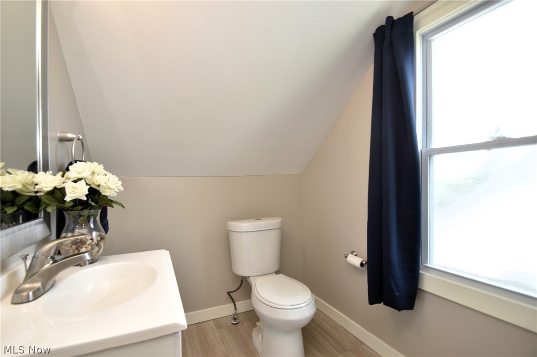 4198 Okalona Road Cleveland, OH 44121 - Photo 28 of 40