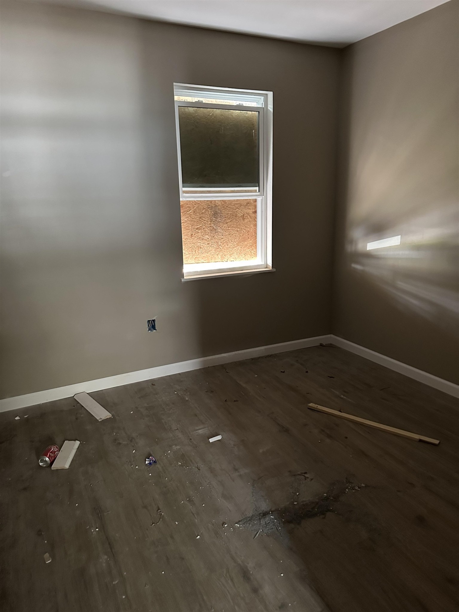 3076 St Croix Place, Unit 92 Memphis, TN 38127 - Photo 9 of 13 a room that has a window in it