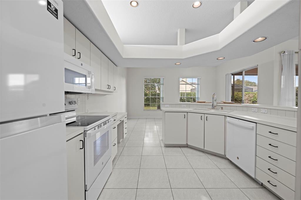 9369 Ashley Drive Weeki Wachee, FL 34613 - Photo 15 of 80