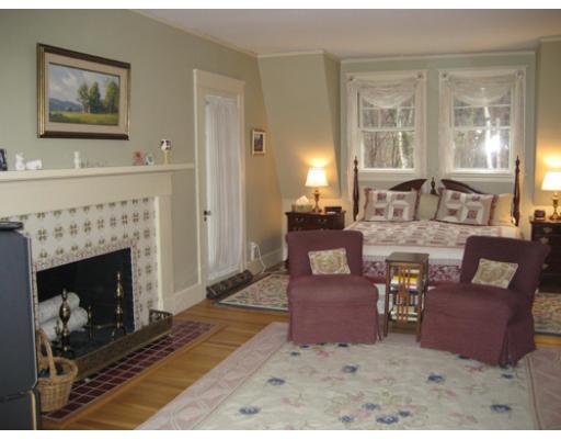 18 Sudbury Road Weston, MA 02493 - Photo 6 of 7