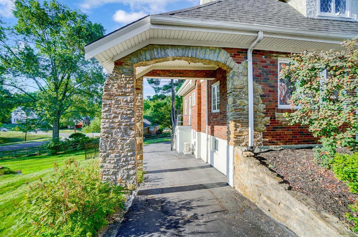 7526 Montgomery Road Cincinnati, OH 45236 - Photo 58 of 58