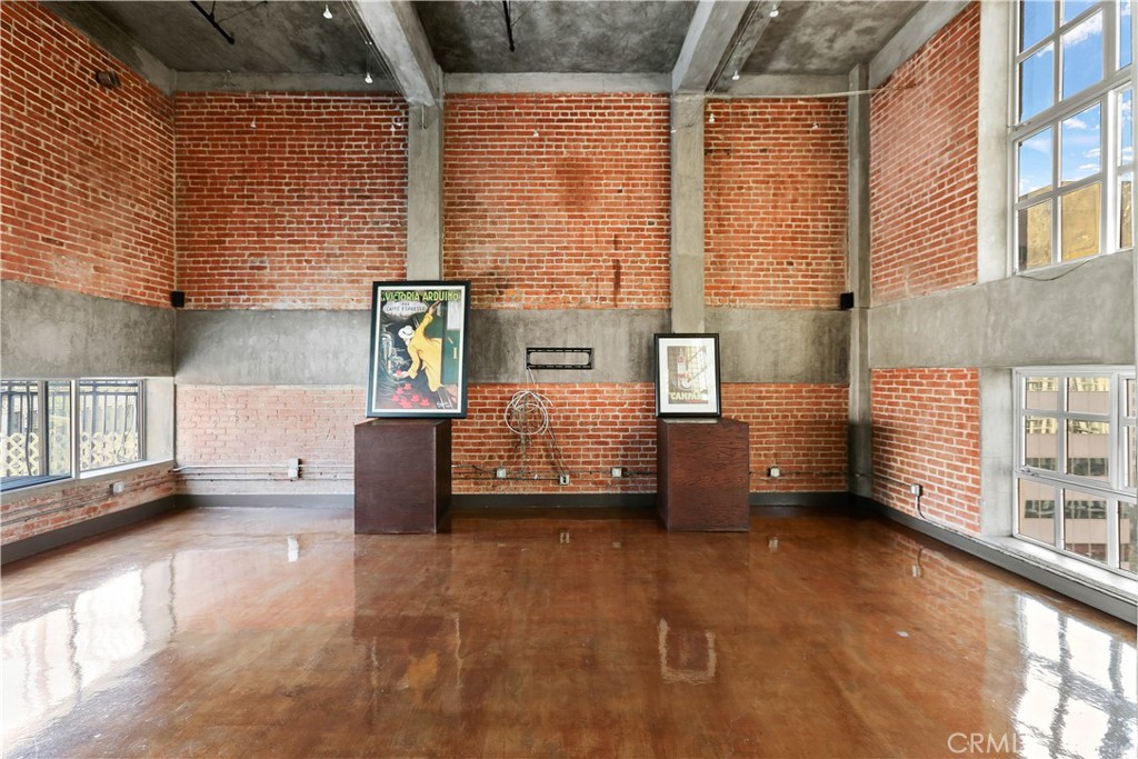 312 West 5th Street, Unit 1204 Los Angeles, CA 90013 - Photo 16 of 22