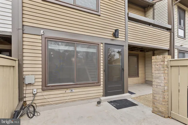 a view of a entrance door of the house