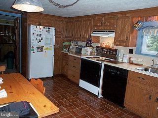 219 Pittsburg Valley Road Conestoga, PA 17516 - Photo 5 of 11 Gallery Image 5