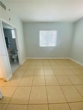 $2,700 | 17415 Northwest 75th Place, Unit 108, Hialeah, FL 33015