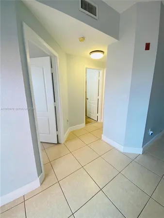 $2,700 | 17415 Northwest 75th Place, Unit 108, Hialeah, FL 33015