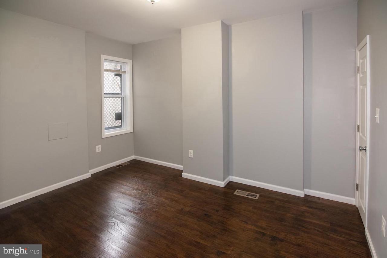 745 Dolphin Street Baltimore, MD 21217 - Photo 11 of 22