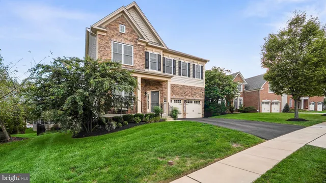 $915,000 | 1639 Stream Valley Overlook, Severn, MD 21144