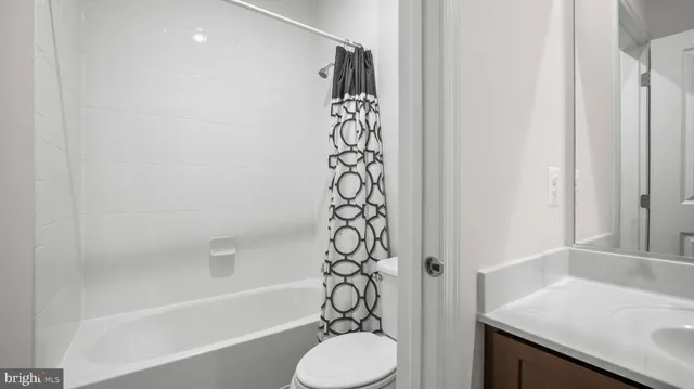 $915,000 | 1639 Stream Valley Overlook, Severn, MD 21144