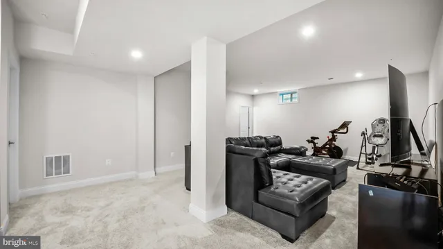 $915,000 | 1639 Stream Valley Overlook, Severn, MD 21144