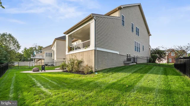 $915,000 | 1639 Stream Valley Overlook, Severn, MD 21144