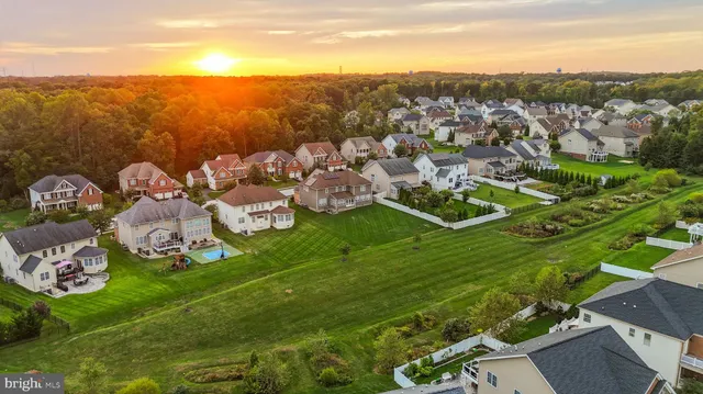 $915,000 | 1639 Stream Valley Overlook, Severn, MD 21144