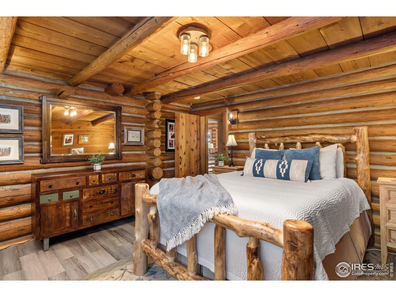 547 Taylor Road Lyons, CO 80540 - Photo 18 of 40 Gallery Image 18
