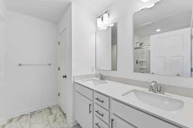 $596,800 | 7597 Norway Lane, Lino Lakes, MN 55038