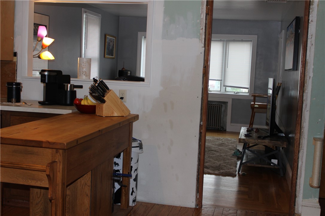 107 Mink Road Providence, RI 02908 - Photo 11 of 26