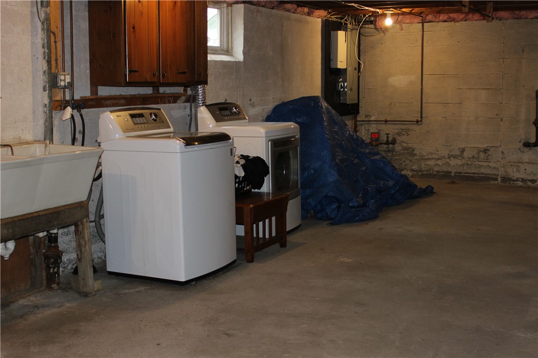 107 Mink Road Providence, RI 02908 - Photo 22 of 26