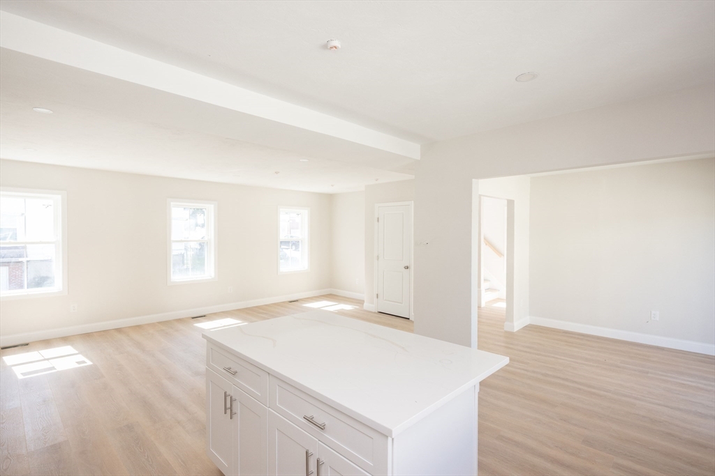 17 A Mott Street Worcester, MA 01604 - Photo 6 of 19