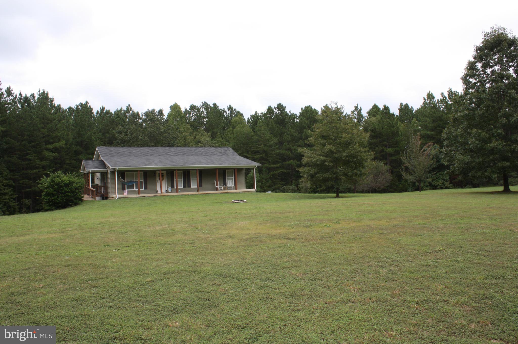 2137 Johnson Road Mineral, VA 23117 - Photo 4 of 34