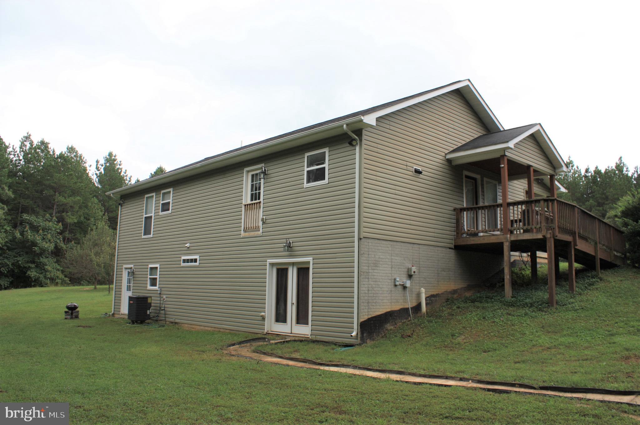 2137 Johnson Road Mineral, VA 23117 - Photo 5 of 34