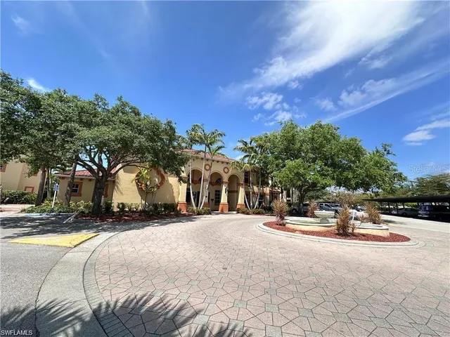 $2,200 | 7915 Preserve Circle, Unit 214, Naples, FL 34119
