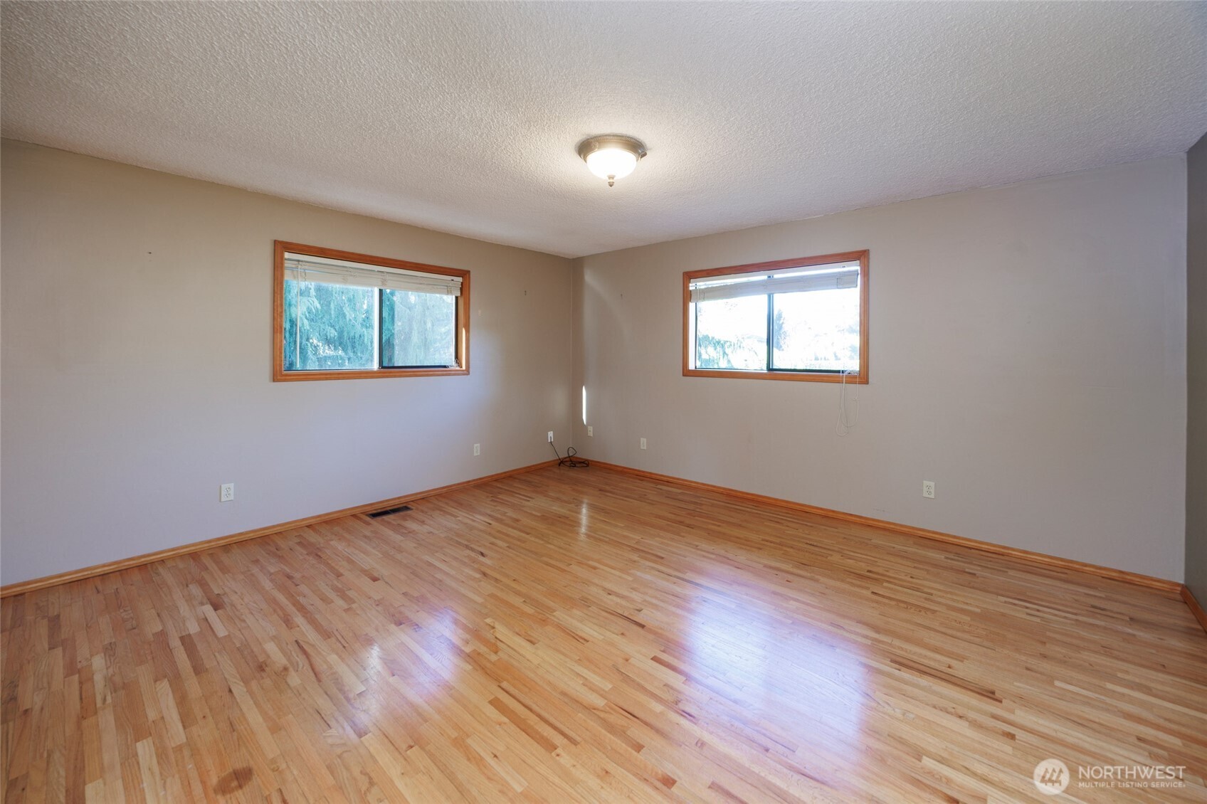 3228 227th Street Southwest Brier, WA 98036 - Photo 12 of 28