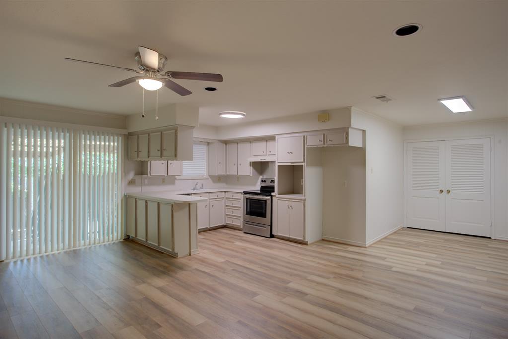 6328 Rincon Way Dallas, TX 75214 - Photo 6 of 15 Gallery Image 6