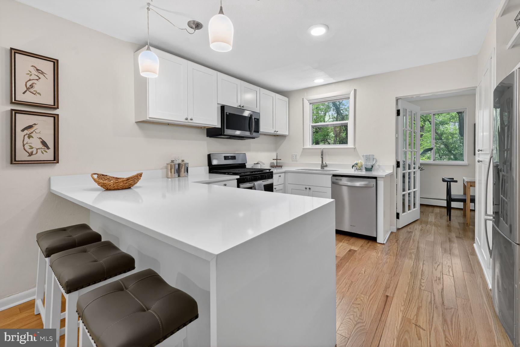 9717 Capitol View Avenue Silver Spring, MD 20910 - Photo 5 of 16