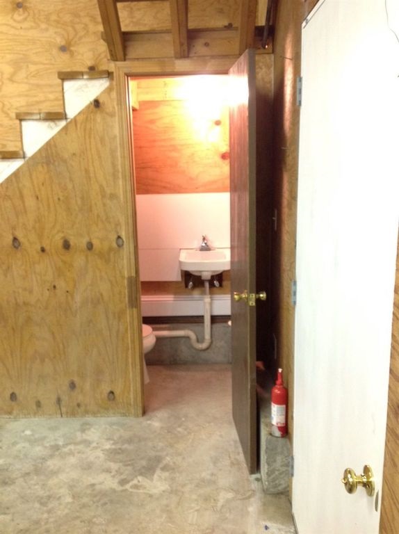 11 4th Street Windham, NH 03087 - Photo 23 of 30 Gallery Image 23