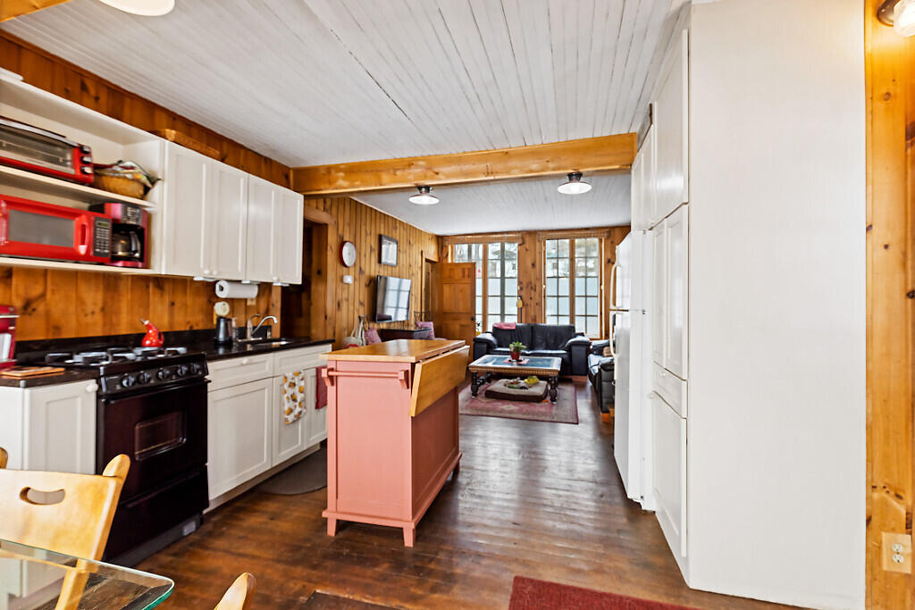 14 Main Street Mount Vernon, ME 04352 - Photo 5 of 67 84_BP5A5275_DxO_mls