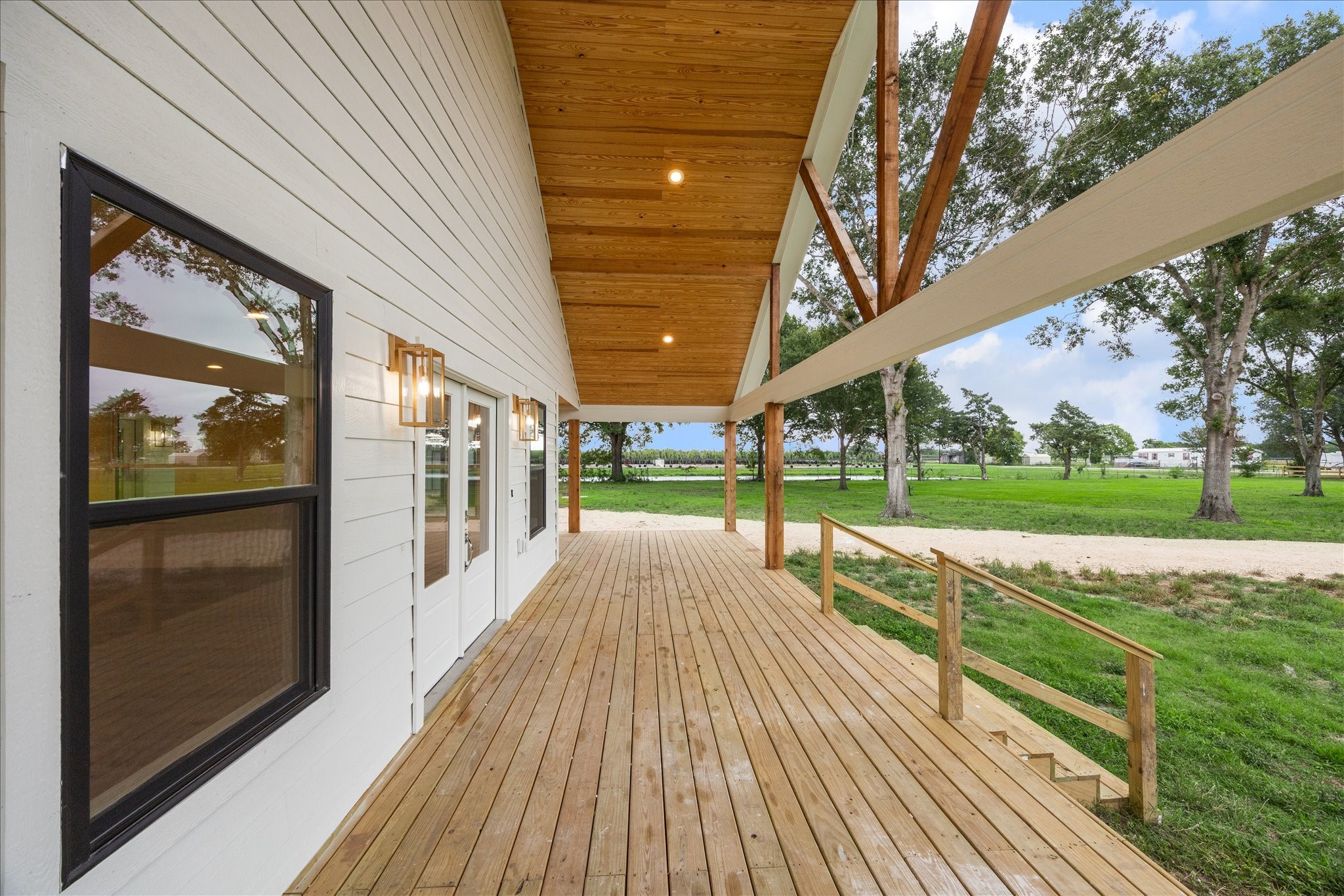 1935 Willow Road Wallis, TX 77485 - Photo 6 of 34 Cathedral porch ceiling