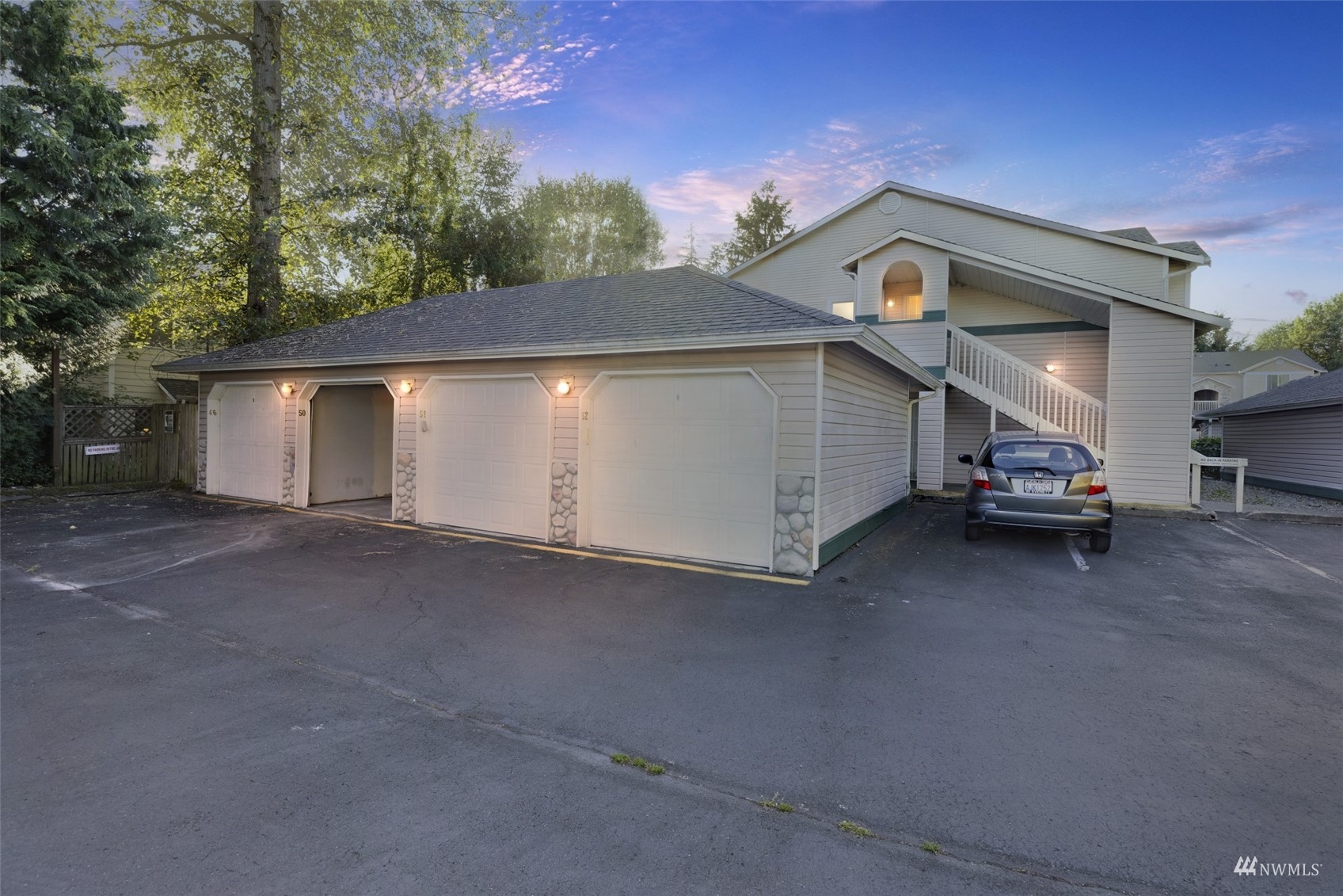 11518 12th Avenue West, Unit D201, Everett, WA 98204 Compass