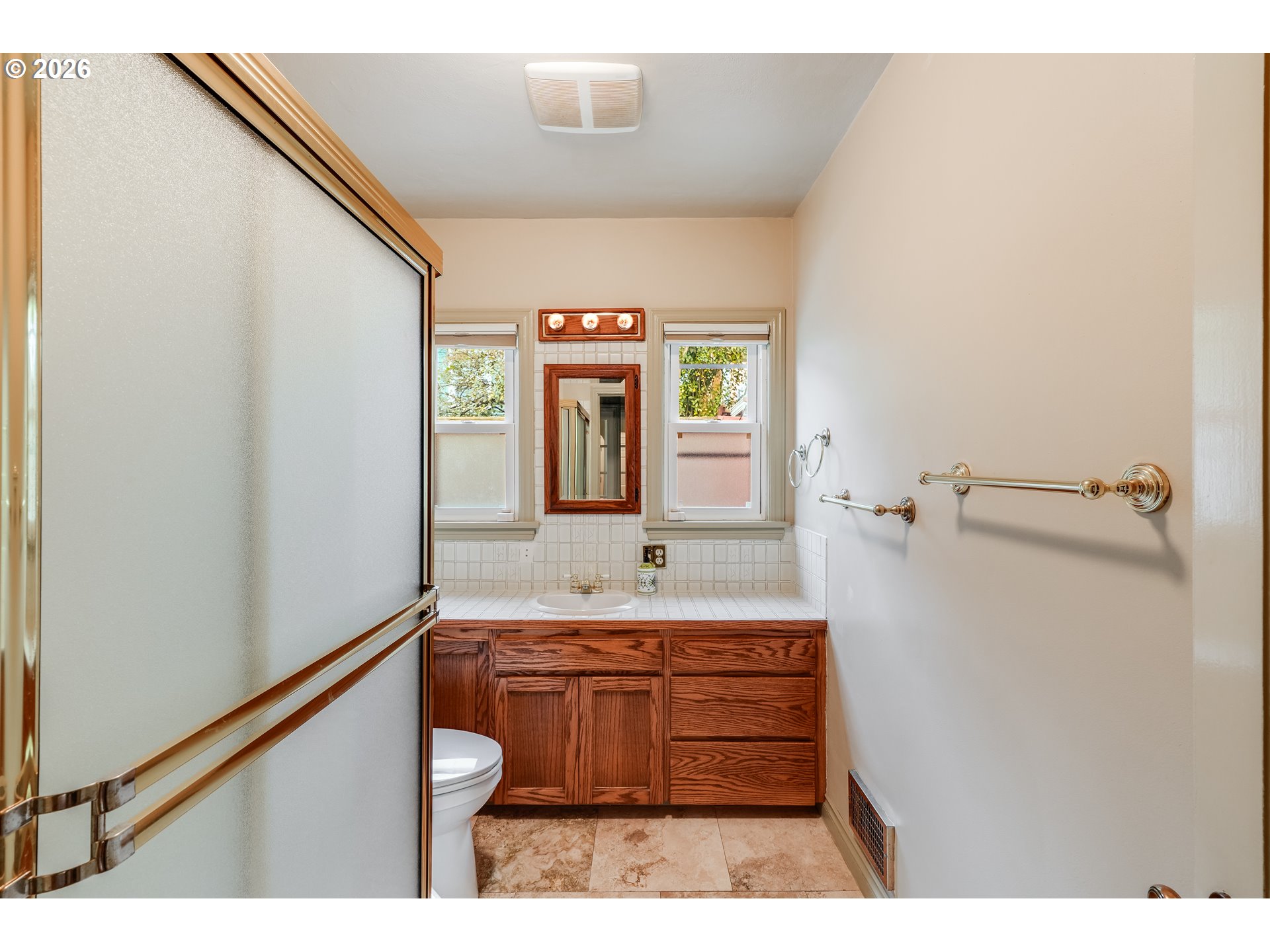 4446 Northeast Irving Street Portland, OR 97213 - Photo 17 of 37 Bathroom