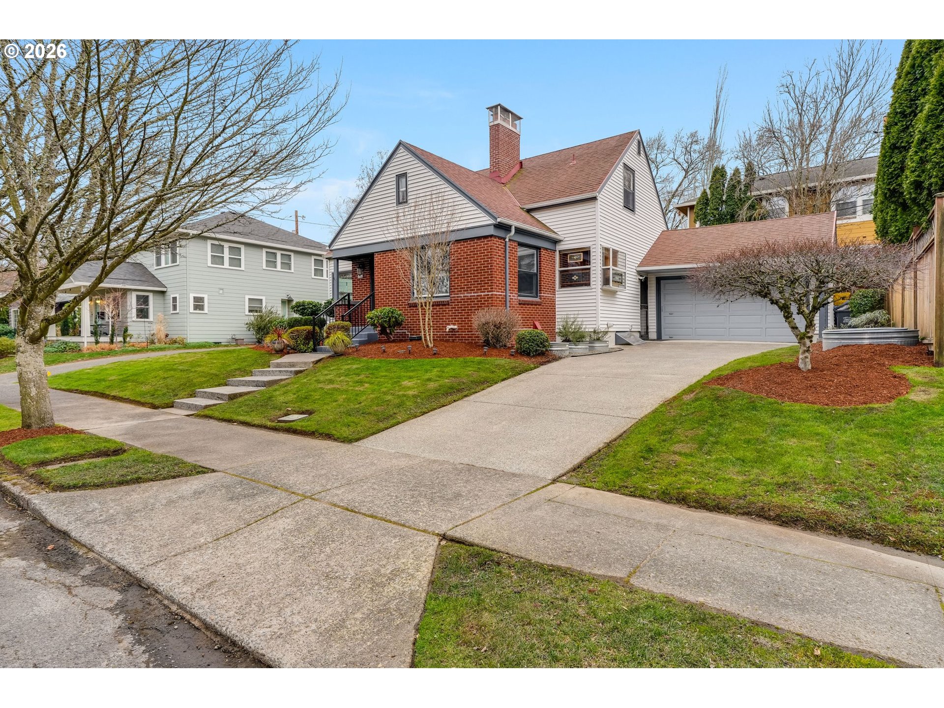 4446 Northeast Irving Street Portland, OR 97213 - Photo 2 of 37