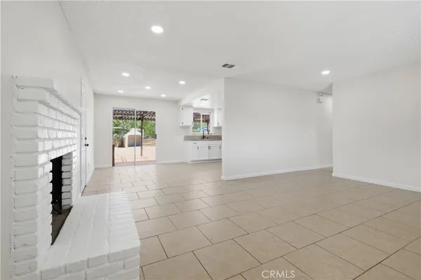 $409,900 | 40912 168th Street East, Lancaster, CA 93535