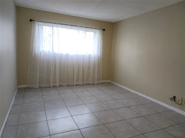 $1,905 | 545 Trace Circle, Unit 105, Deerfield Beach, FL 33441
